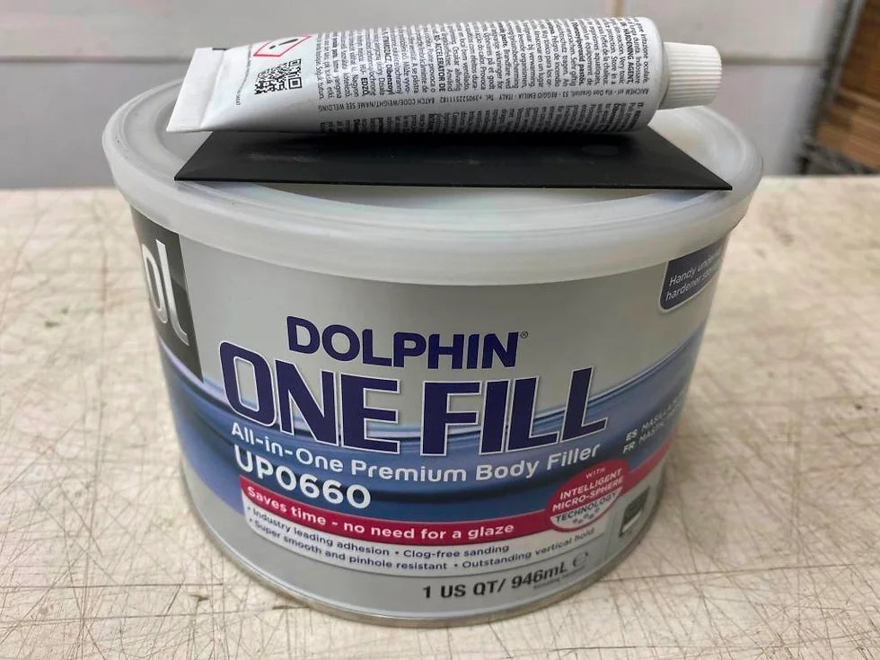 U-POL® DOLPHIN™ Premium All-In-One Body Filler, 1 qt Tin, Off-White, Paste - UP0660