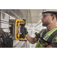 DEWALT 20V MAX Cordless GRABO Suction Lifter Kit with Battery and Charger Included, Lift-load Capacity of Up to 265 lbs. (DCE592D1)